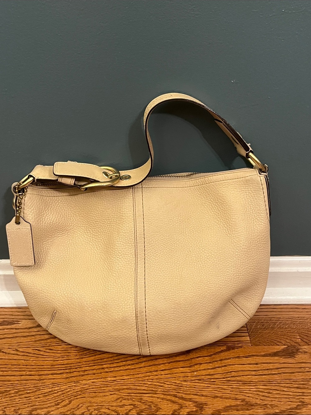 Coach Bag Pebbled Leather Cream / Beige Soho Hobo Handbag Purse 11838